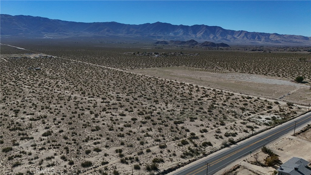 788 Old Woman Springs Road Lucerne Valley, CA 92356 - Photo 3 of 10 a view of a mountain