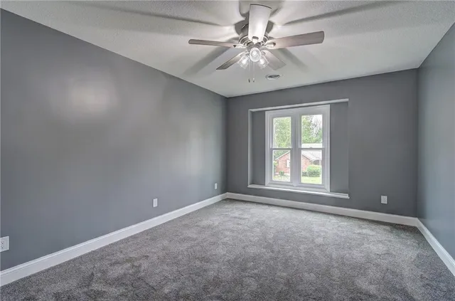 $479,900 | 18608 East 26th Terrace South, Independence, MO 64057