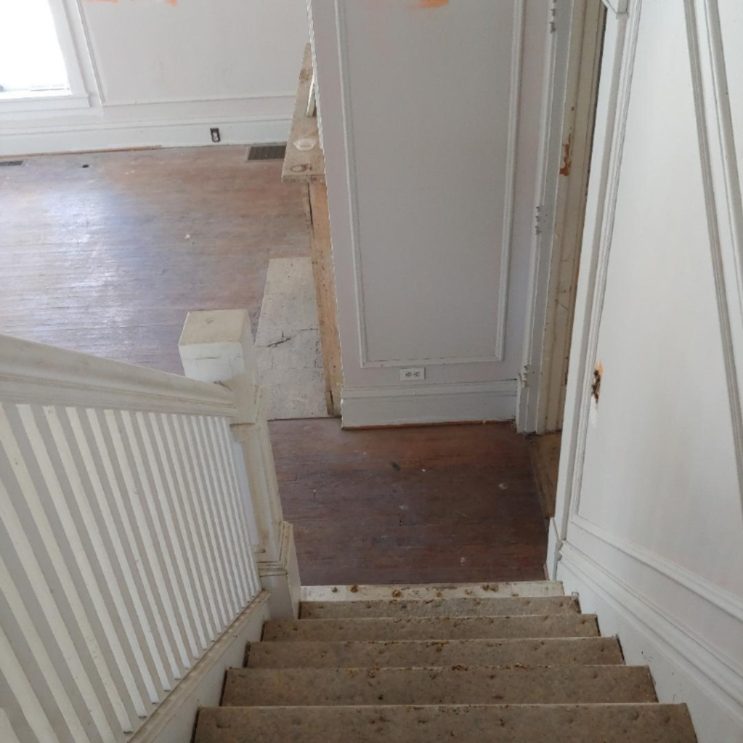 611 West Walnut Street Kalamazoo, MI 49007 - Photo 13 of 33 upstairs to second level