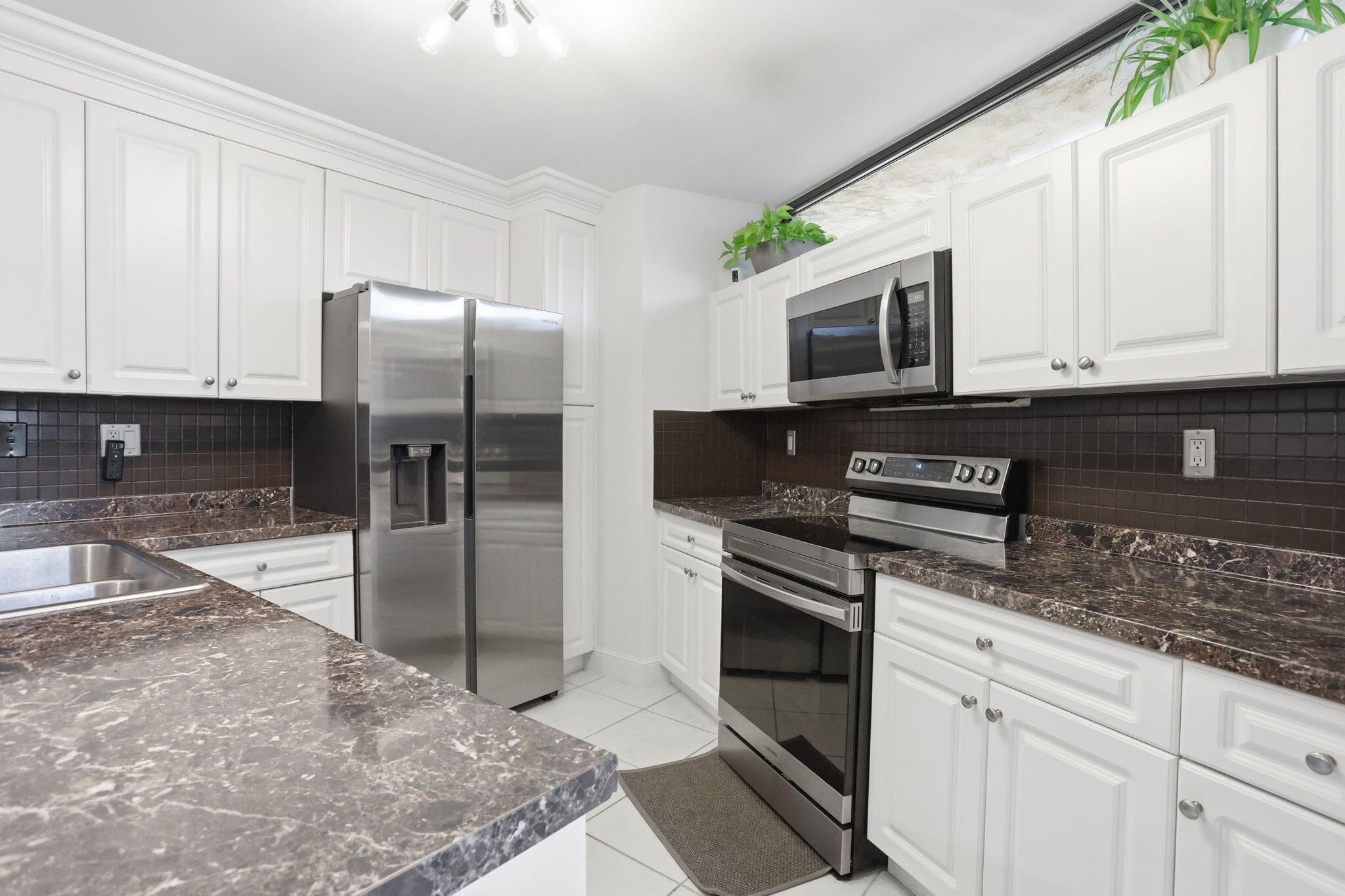 8093 Severn Drive, Unit D Boca Raton, FL 33433 - Photo 1 of 43 10-web-or-mls-0E2A4187