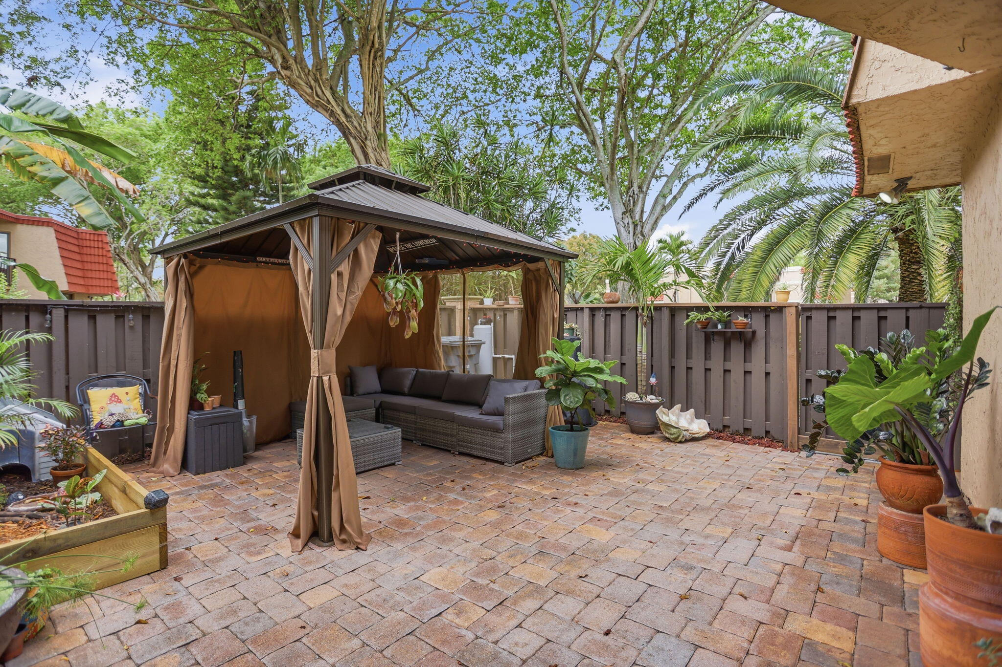 8093 Severn Drive, Unit D Boca Raton, FL 33433 - Photo 26 of 43 7-web-or-mls-0E2A4172