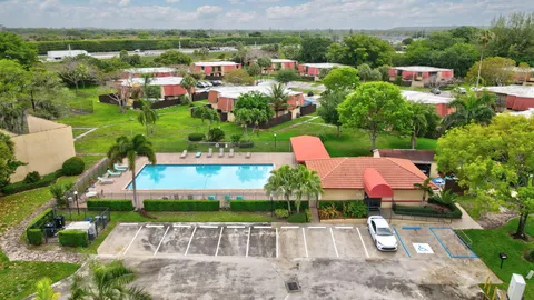 $375,000 | 8093 Severn Drive, Unit D, Boca Raton, FL 33433
