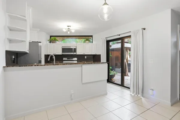 $375,000 | 8093 Severn Drive, Unit D, Boca Raton, FL 33433