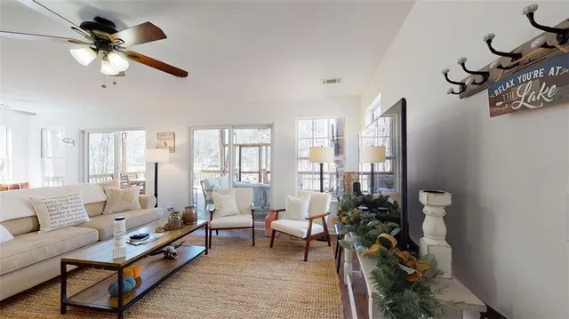 $895,900 | 143 East River Bend Drive, Eatonton, GA 31024