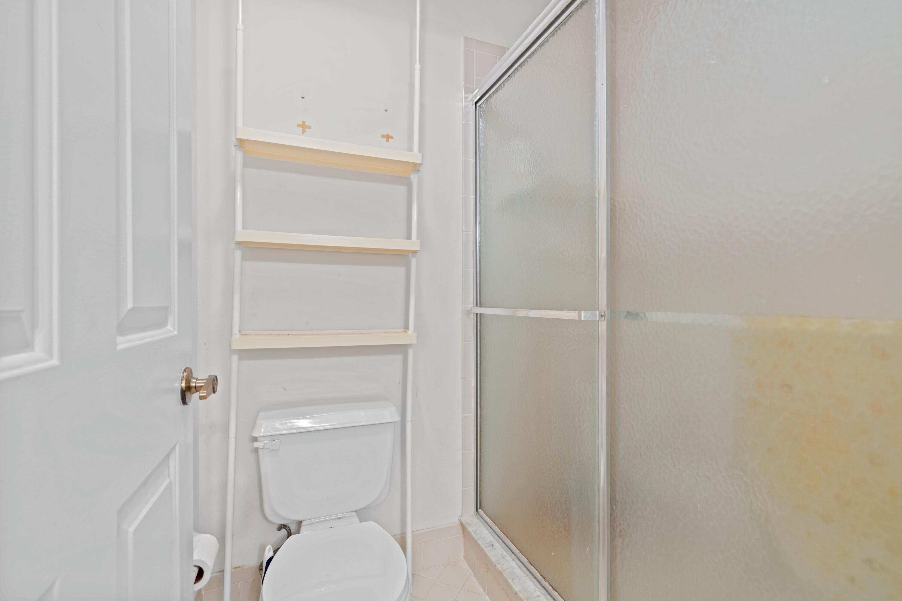 301 Norwood Terrace, Unit N228 Boca Raton, FL 33431 - Photo 12 of 34 Master Bathroom