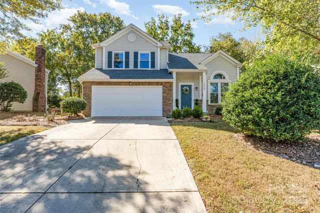 $465,000 | 12529 Woodside Falls Road, Pineville, NC 28134