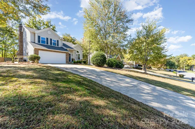 $465,000 | 12529 Woodside Falls Road, Pineville, NC 28134