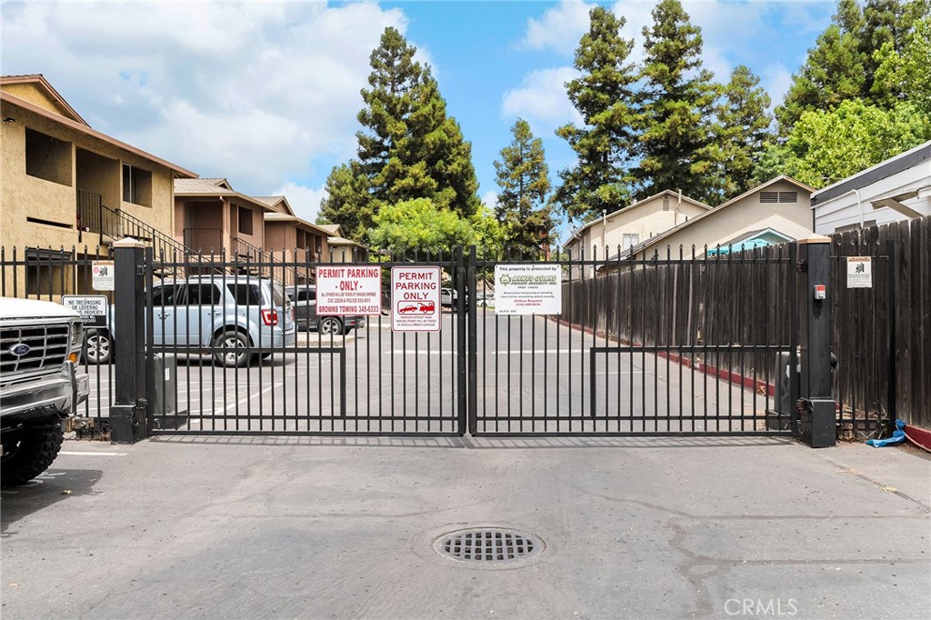 1114 Nord Avenue, Unit 8 Chico, CA 95926 - Photo 7 of 40 a view of a wrought iron fences in front of house