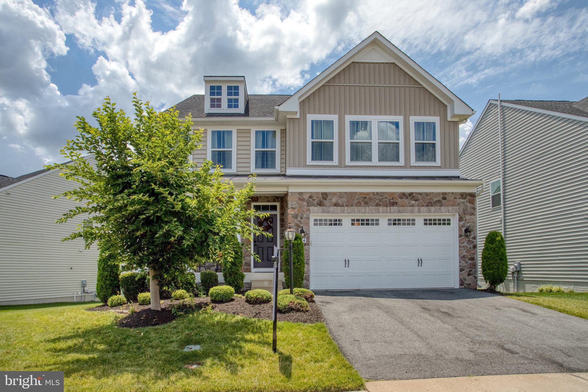 4424 Weejun Loop Woodbridge, VA 22192 - Photo 2 of 91