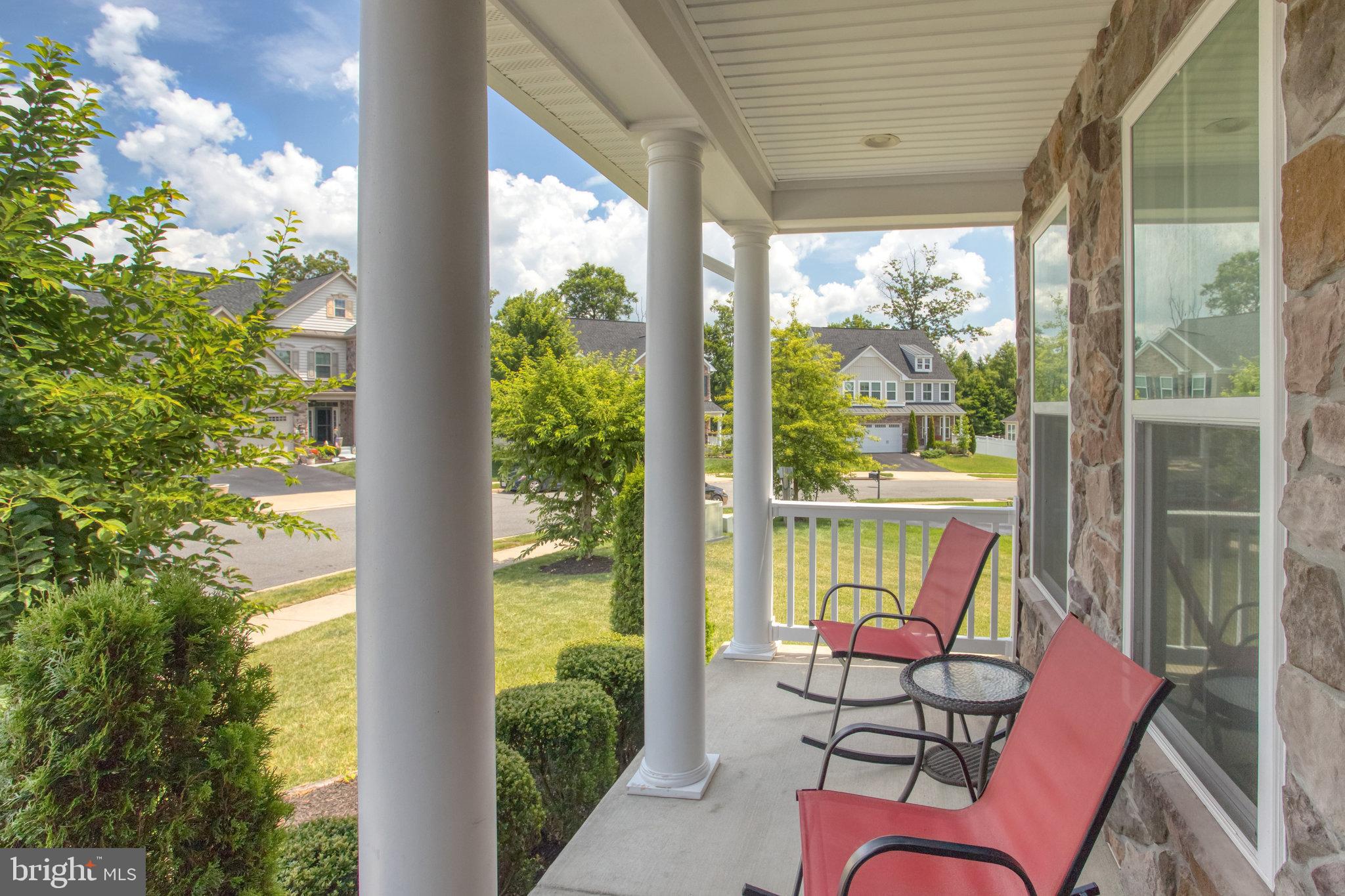 4424 Weejun Loop Woodbridge, VA 22192 - Photo 4 of 91 Front Porch