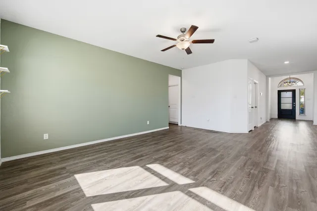 $2,200 | 23846 Via Leoni Drive, New Caney, TX 77357