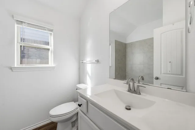 $2,200 | 23846 Via Leoni Drive, New Caney, TX 77357