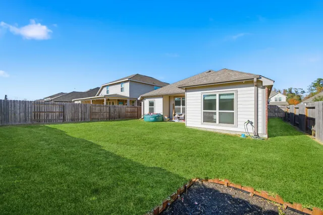 $2,200 | 23846 Via Leoni Drive, New Caney, TX 77357