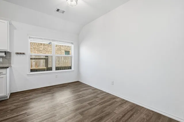 $2,200 | 23846 Via Leoni Drive, New Caney, TX 77357