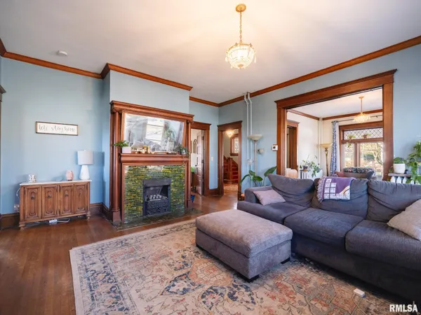 $264,900 | 502 West 4th Street, Delavan, IL 61734