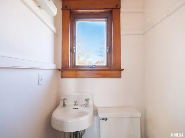 $269,900 | 502 West 4th Street, Delavan, IL 61734