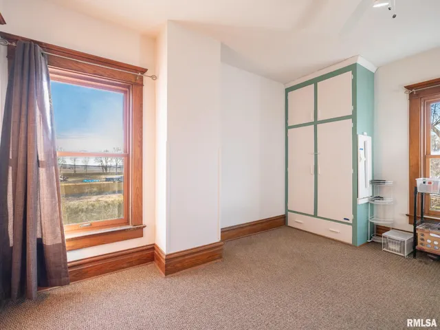 $269,900 | 502 West 4th Street, Delavan, IL 61734