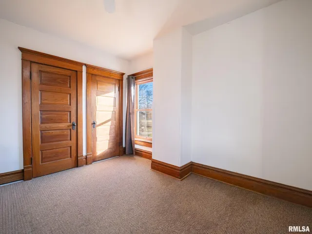 $269,900 | 502 West 4th Street, Delavan, IL 61734