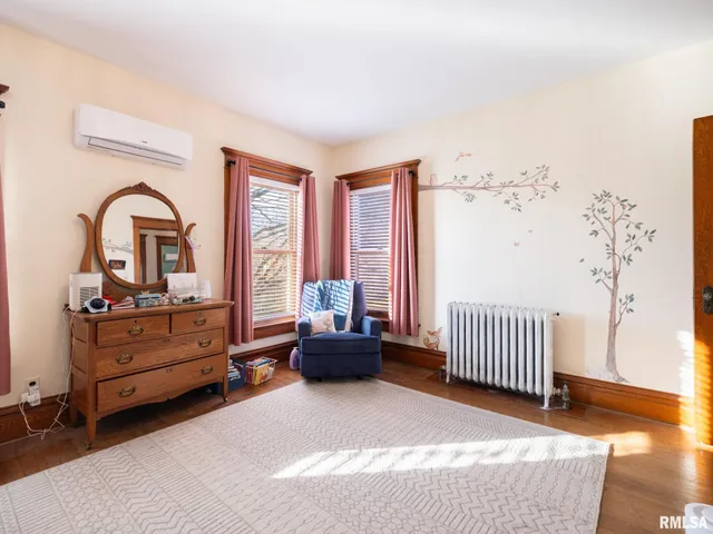 $269,900 | 502 West 4th Street, Delavan, IL 61734