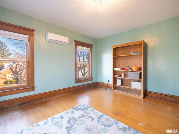 $264,900 | 502 West 4th Street, Delavan, IL 61734