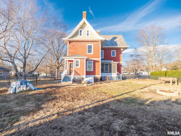 $264,900 | 502 West 4th Street, Delavan, IL 61734