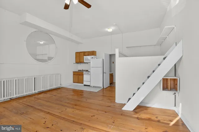 $985 | 2536 Amber Street, Unit 1F, Philadelphia, PA 19125