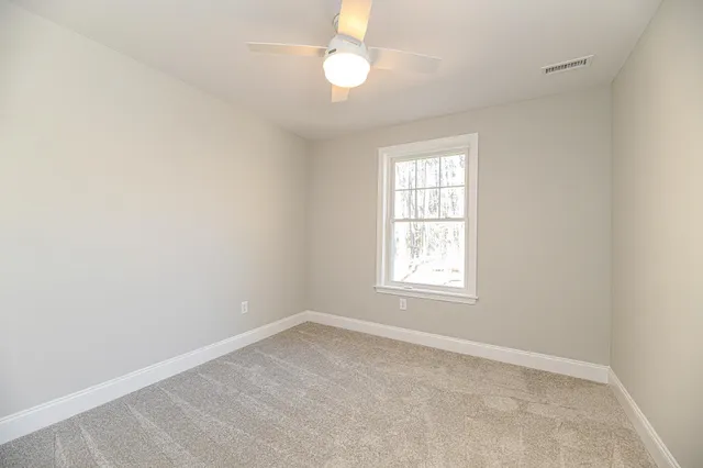 $563,900 | 5 Delphi Way, Londonderry, NH 03053