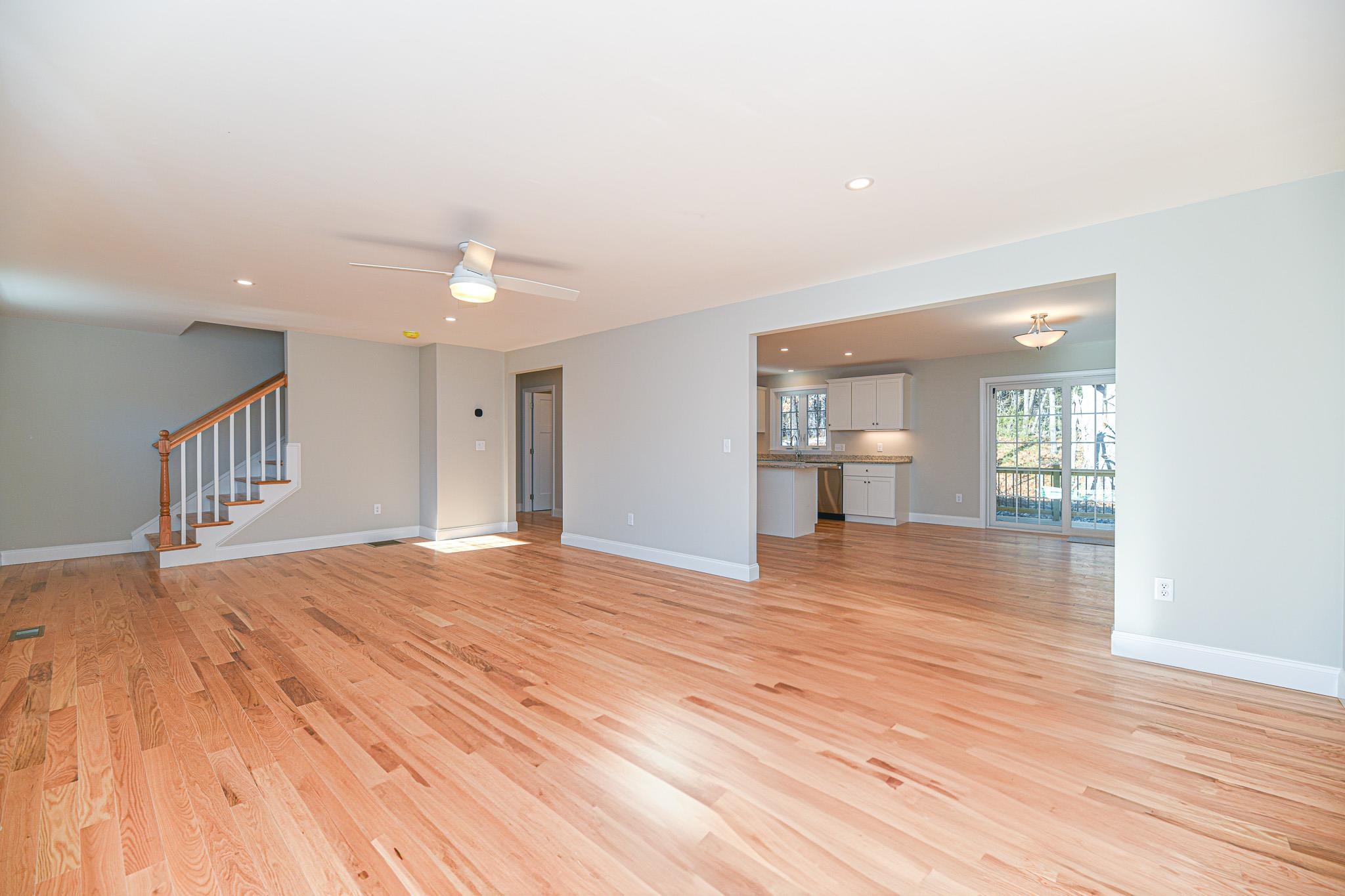 5 Delphi Way Londonderry, NH 03053 - Photo 7 of 34