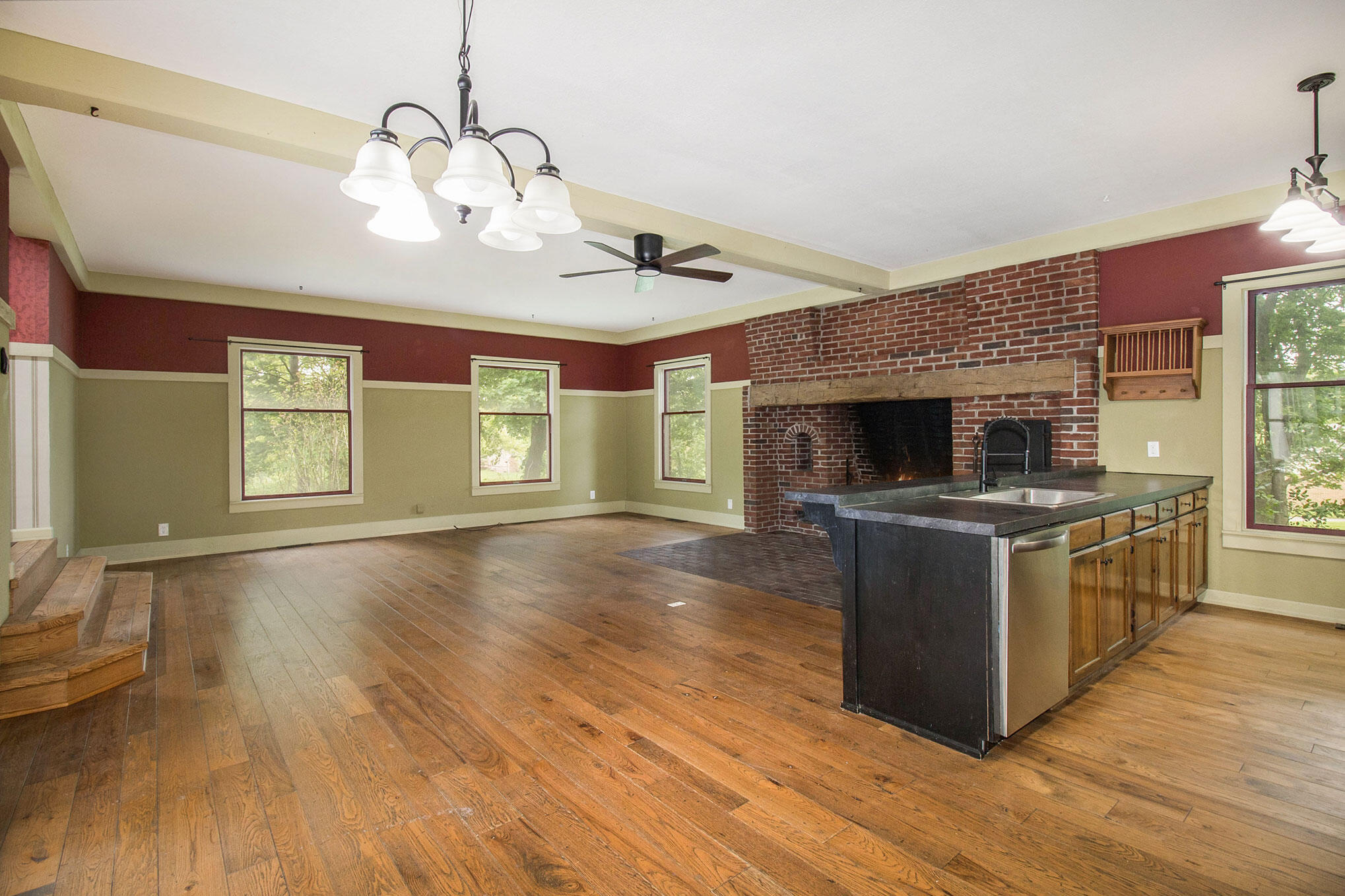 8150 Holcomb Road Clarkston, MI 48348 - Photo 15 of 33 IMG_3622