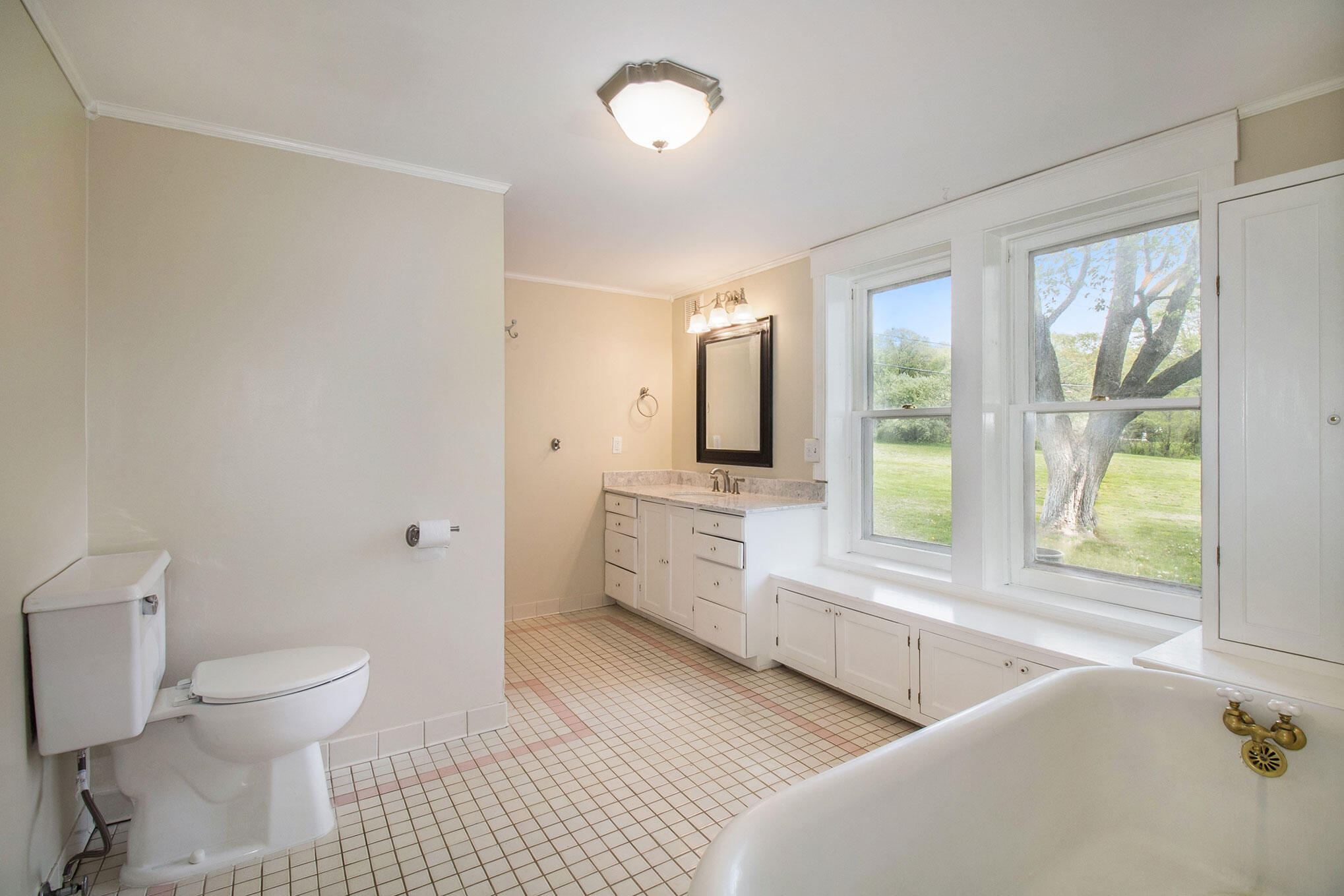8150 Holcomb Road Clarkston, MI 48348 - Photo 25 of 33 IMG_3648