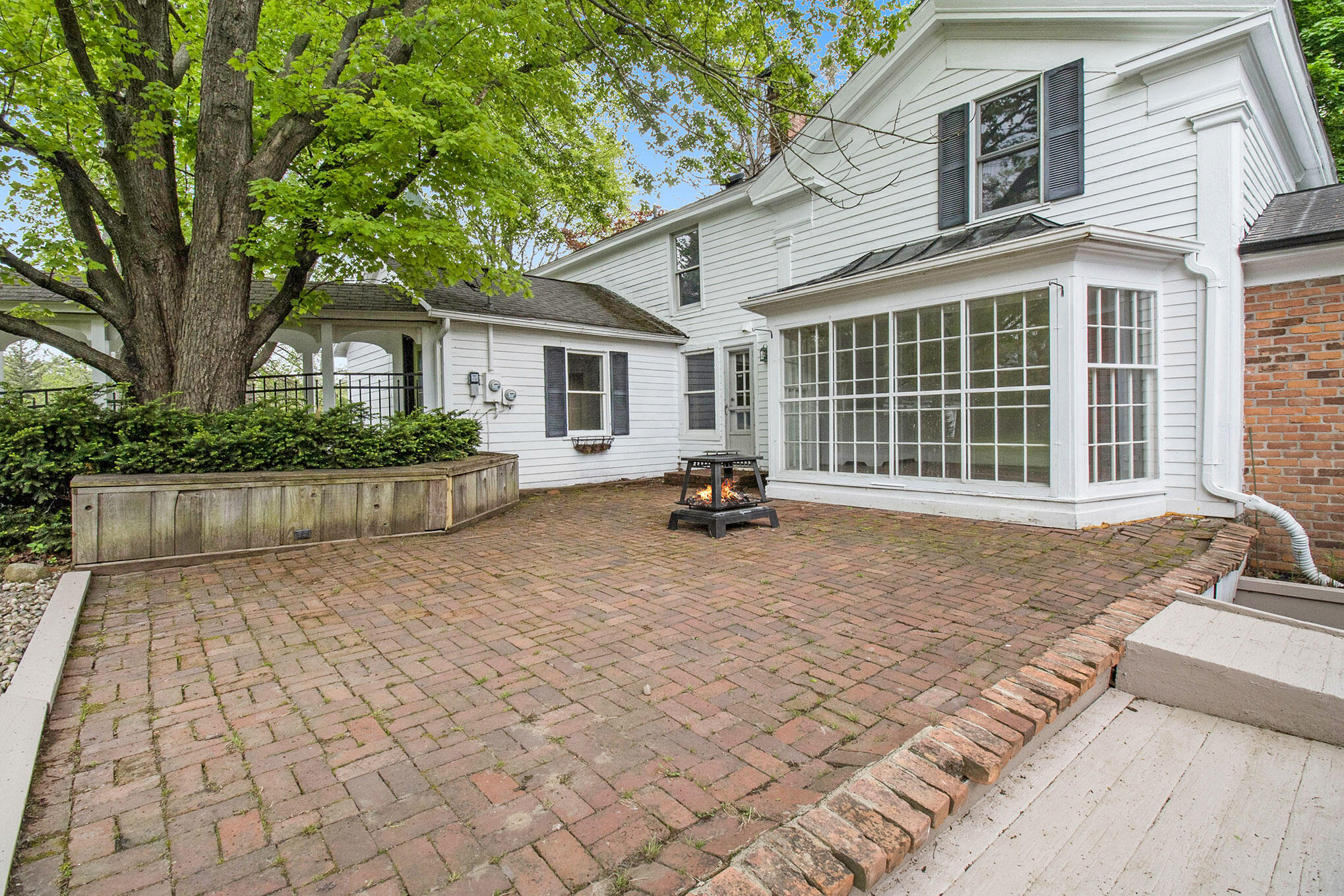 8150 Holcomb Road Clarkston, MI 48348 - Photo 6 of 33 IMG_3687