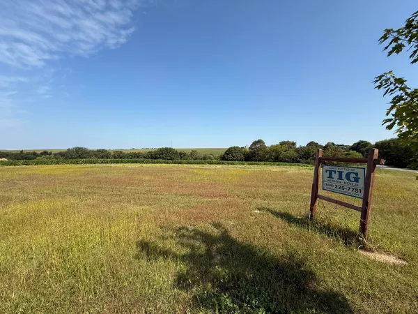 $89,900 | 1 Murphy Road, Mineral Point, WI 53565