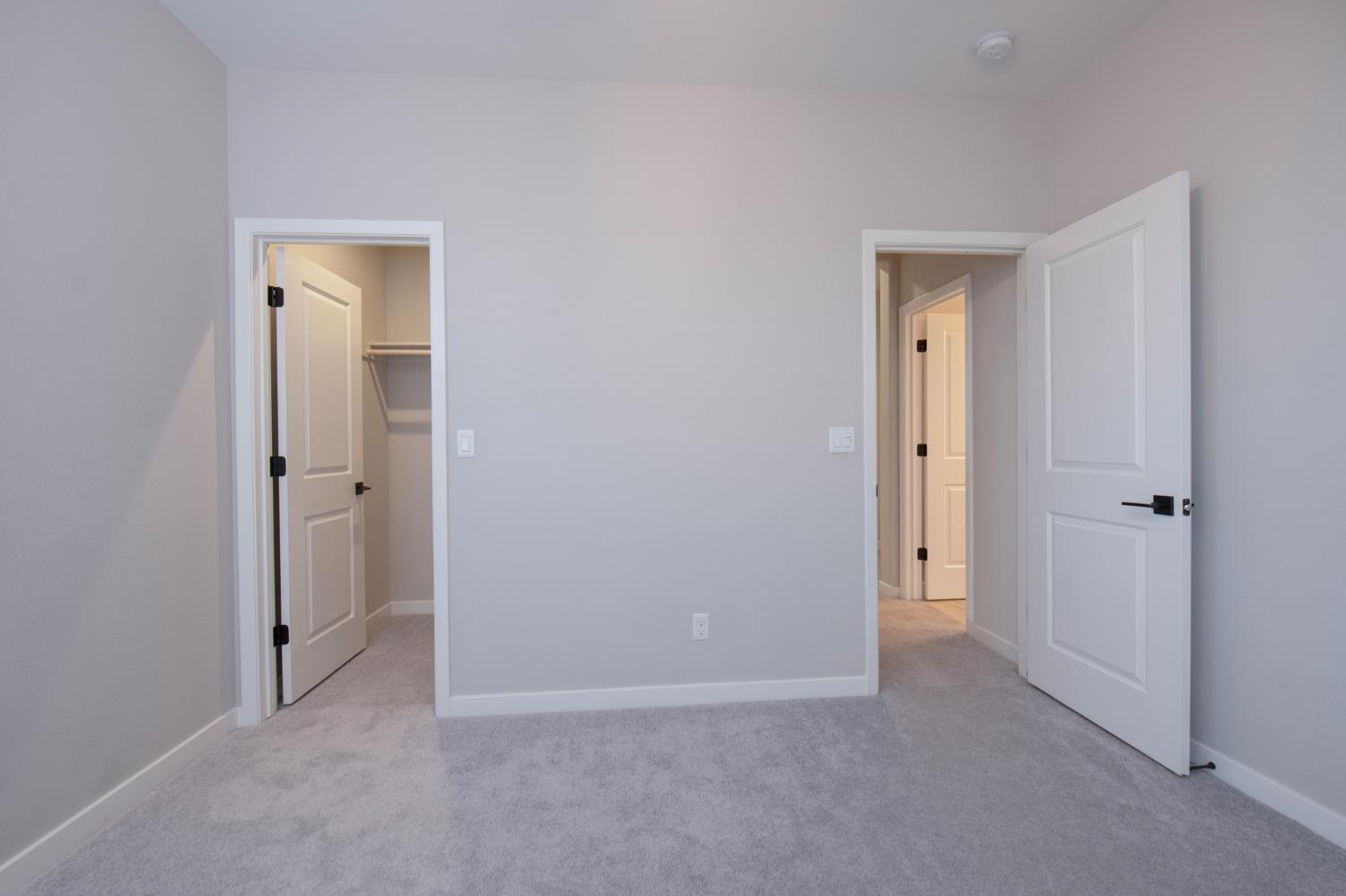 4417 Hillside Road Madera, CA 93636 - Photo 16 of 45 Gallery Image 16