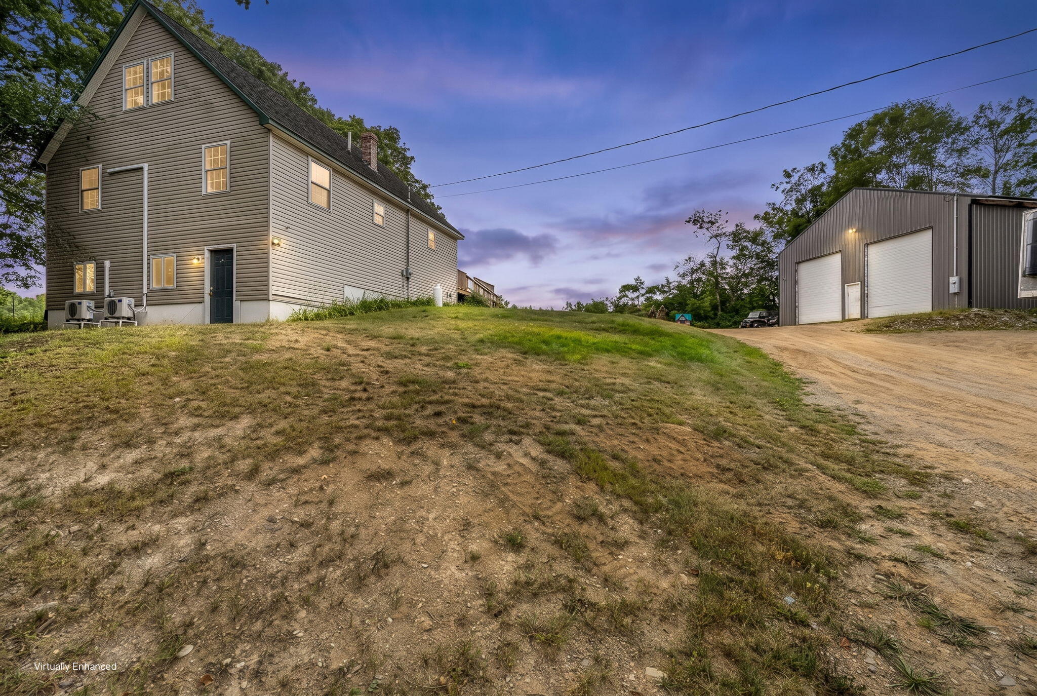 2-web-or-mls-731-chamberlain-meetinghous
