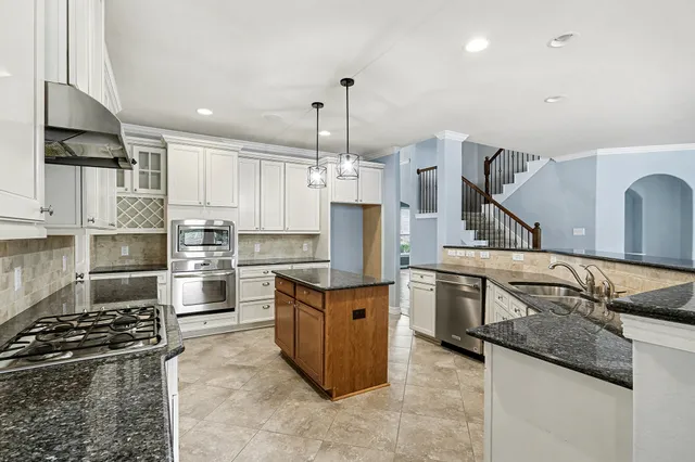 $698,000 | 2419 Malaga Lane, League City, TX 77573