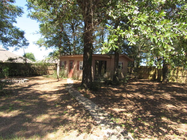 222 Springwood Circle Crestview, FL 32536 - Photo 14 of 14 Gallery Image 14