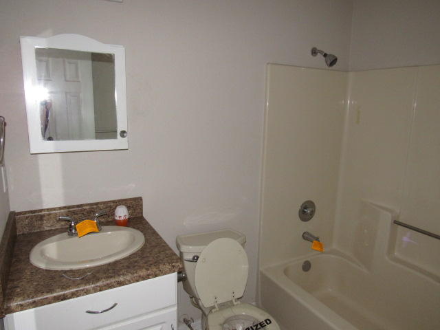222 Springwood Circle Crestview, FL 32536 - Photo 9 of 14 Gallery Image 9