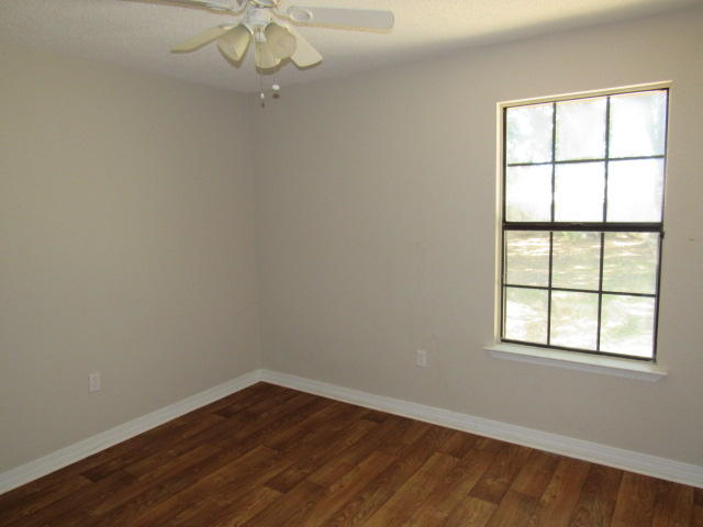 222 Springwood Circle Crestview, FL 32536 - Photo 10 of 14 Gallery Image 10