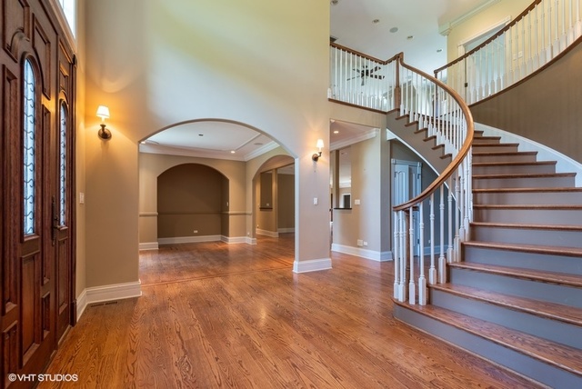 180 Coach Road Northfield, IL 60093 - Photo 10 of 46