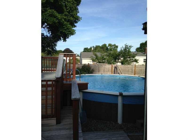 24 Montcalm Road Warwick, RI 02889 - Photo 16 of 20 Yard/Garden.