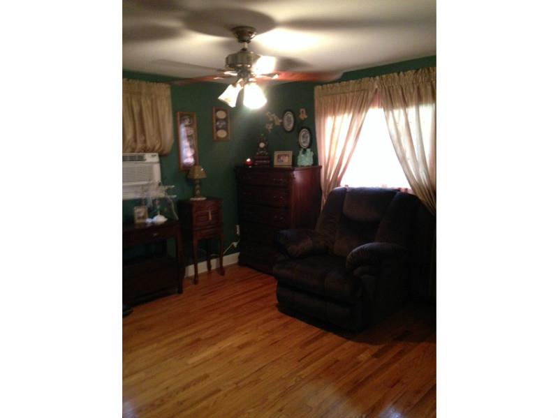 24 Montcalm Road Warwick, RI 02889 - Photo 6 of 20 Bedroom.