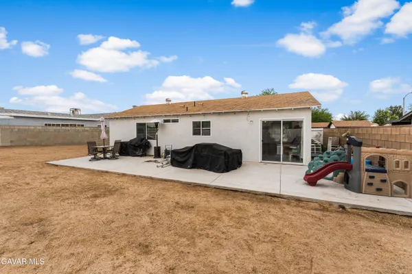 $405,000 | 2229 West Ave K 13, Lancaster, CA 93536