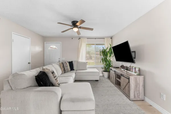 $405,000 | 2229 West Ave K 13, Lancaster, CA 93536