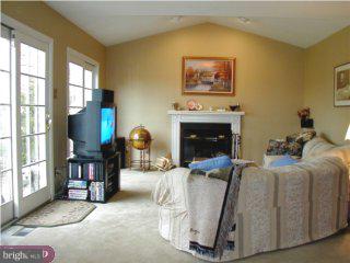 1289 Fountain Road Newtown, PA 18940 - Photo 5 of 6 Gallery Image 5