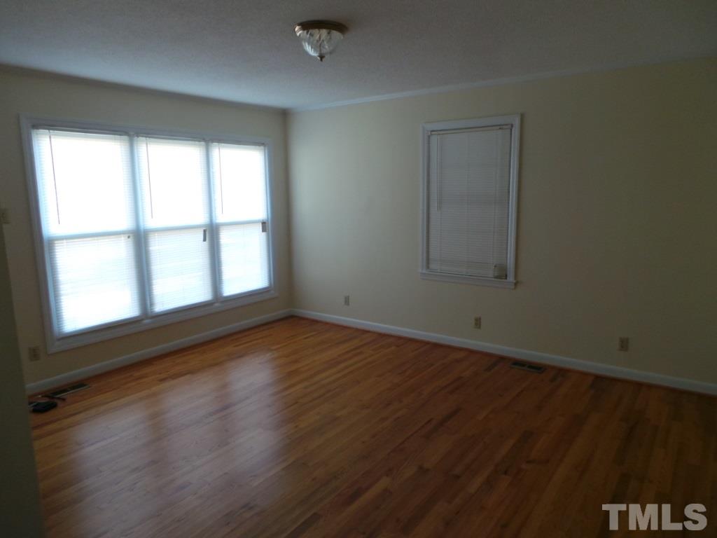 311 Pine Tree Road Oxford, NC 27565 - Photo 4 of 19 Gallery Image 4