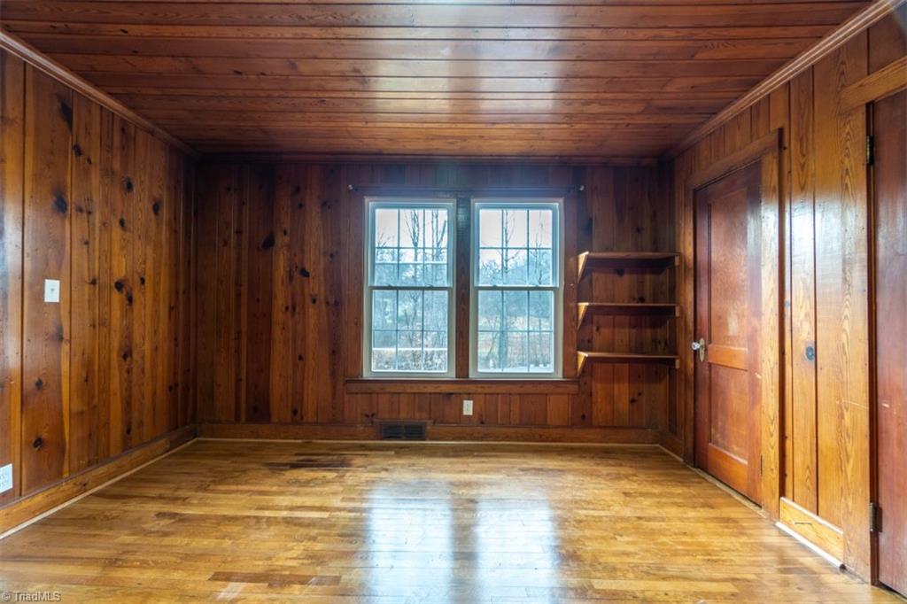 8971 Reynolda Road Pfafftown, NC 27040 - Photo 25 of 39 Gallery Image 25