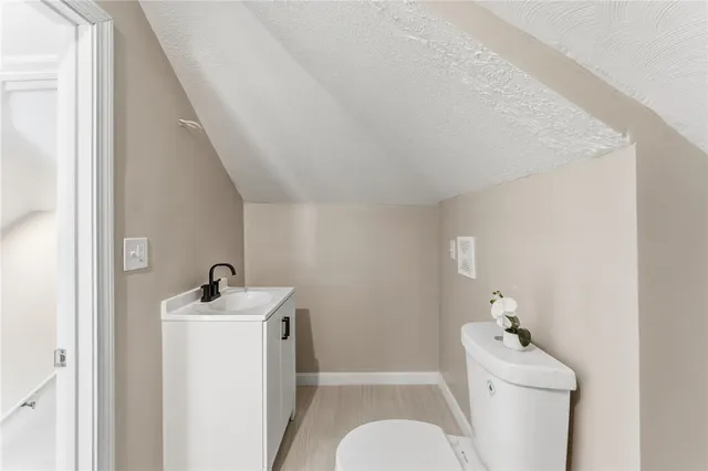 $445,000 | 10 Woburn Street, Cranston, RI 02910