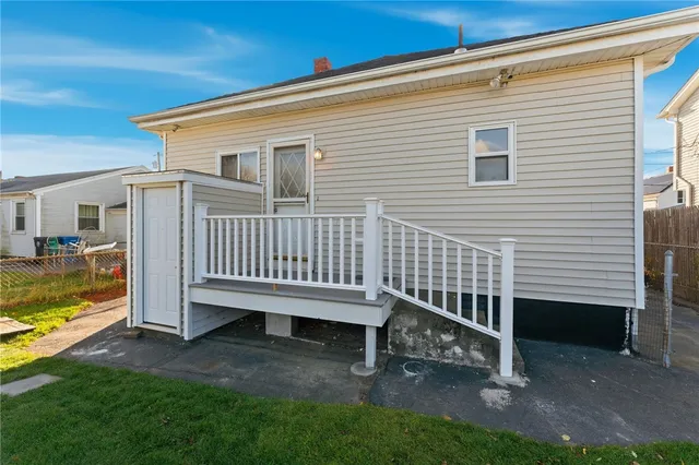 $445,000 | 10 Woburn Street, Cranston, RI 02910