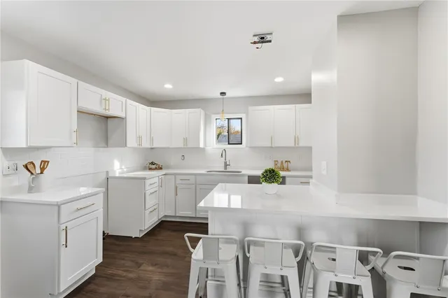 $445,000 | 10 Woburn Street, Cranston, RI 02910