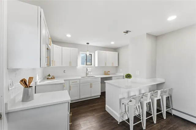 $445,000 | 10 Woburn Street, Cranston, RI 02910